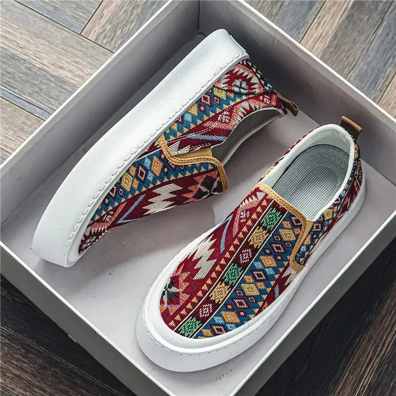 Men's Breathable Canvas Sneakers: Lightweight Vulcanized Shoes with Classic Embroidery